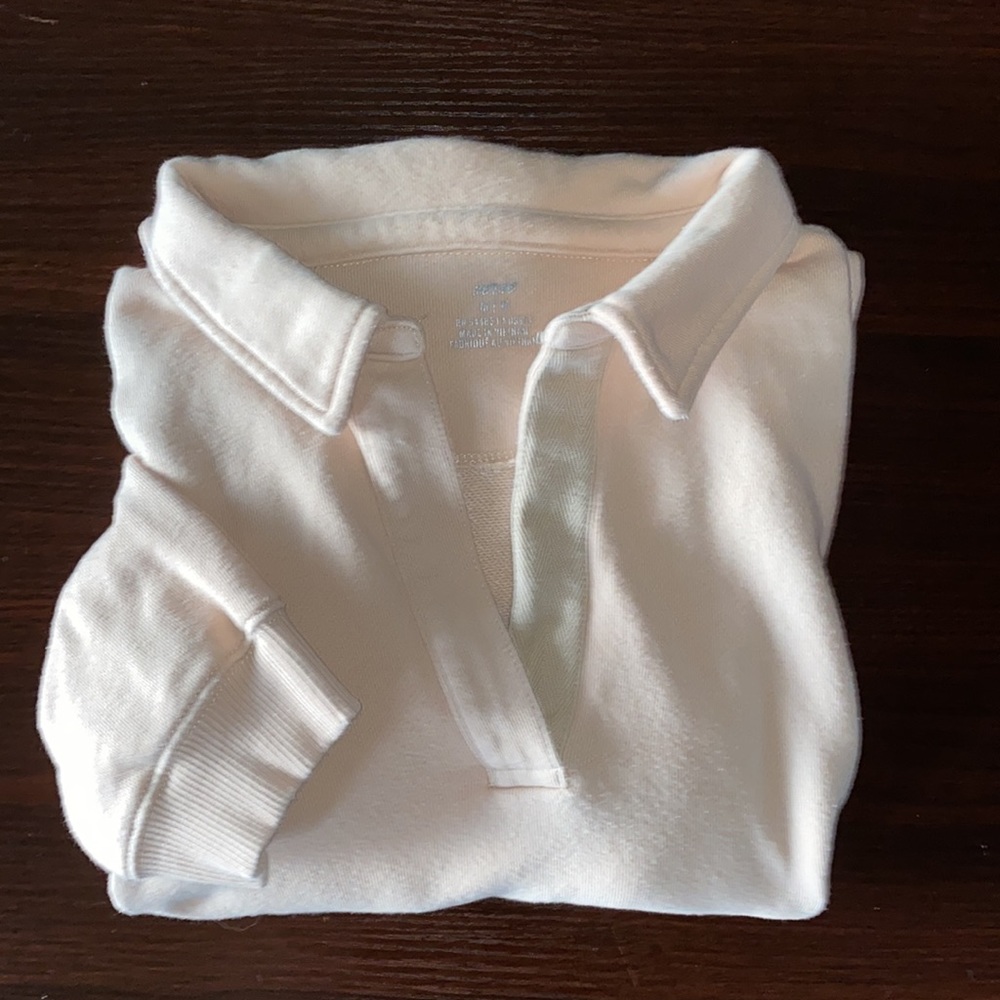 AERIE Cream colored collared sweater with pockets Size: Medium
